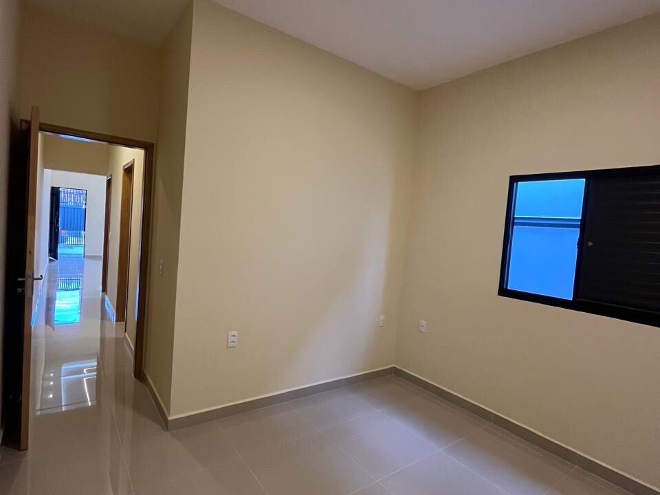 WhatsApp Image 2025-10-02 at 14.20.41 (1)