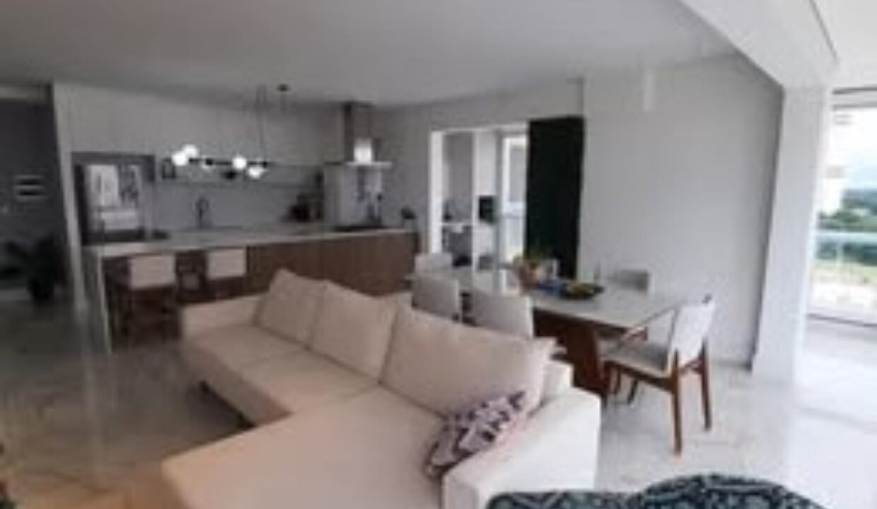 WhatsApp Image 2025-10-08 at 11.42.29 (5)