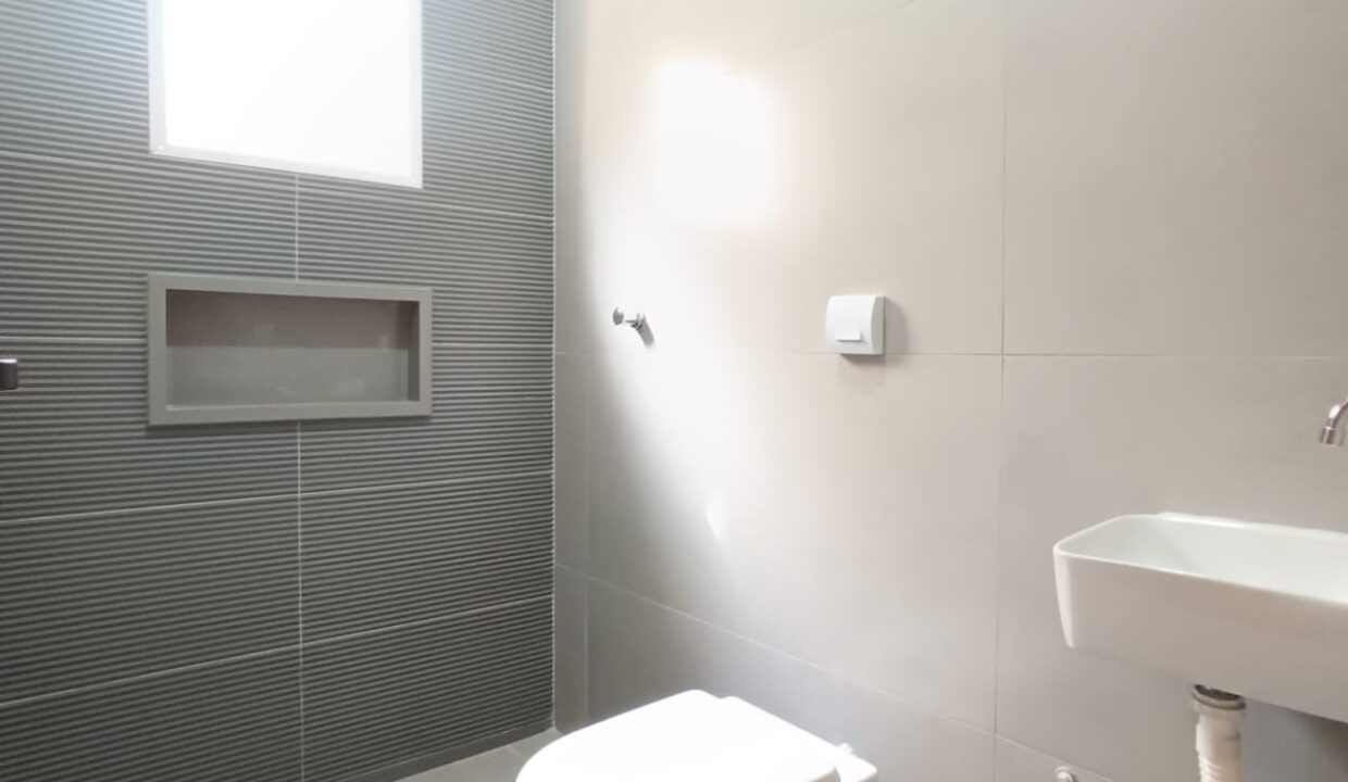 WhatsApp Image 2025-10-09 at 14.15.23 (1)