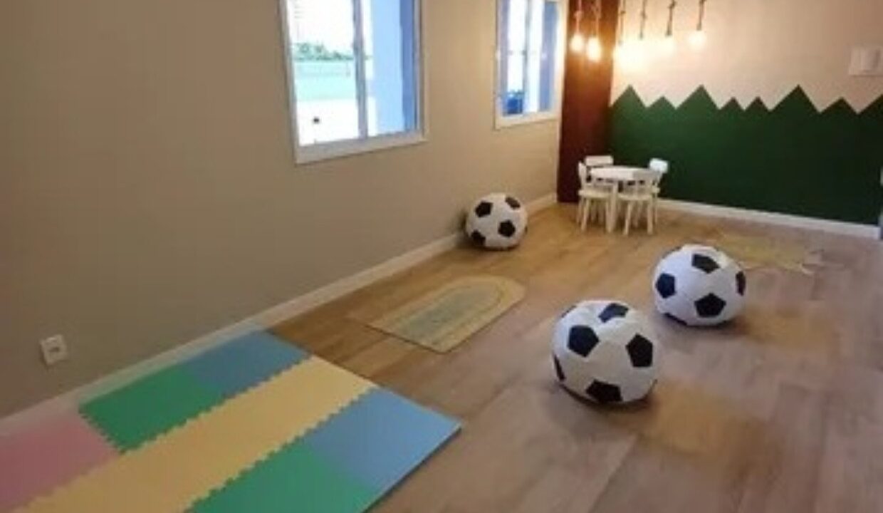 WhatsApp Image 2025-10-11 at 10.11.42 (4)