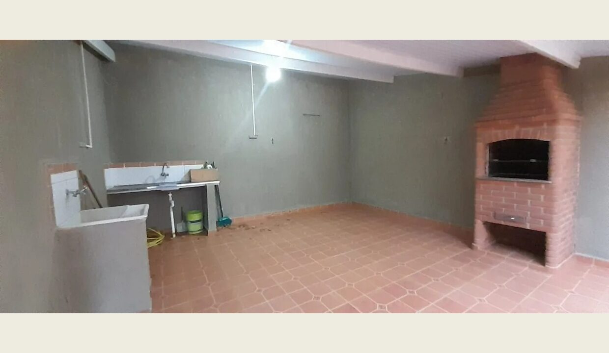 WhatsApp Image 2025-10-11 at 10.42.49 (1)