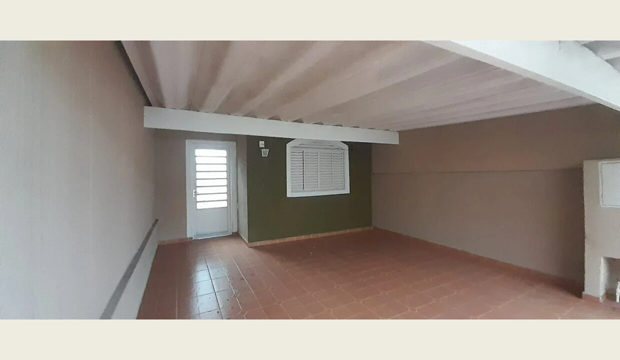 WhatsApp Image 2025-10-11 at 10.42.49 (2)