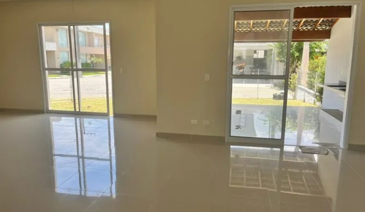 WhatsApp Image 2025-10-11 at 13.44.35 (7)