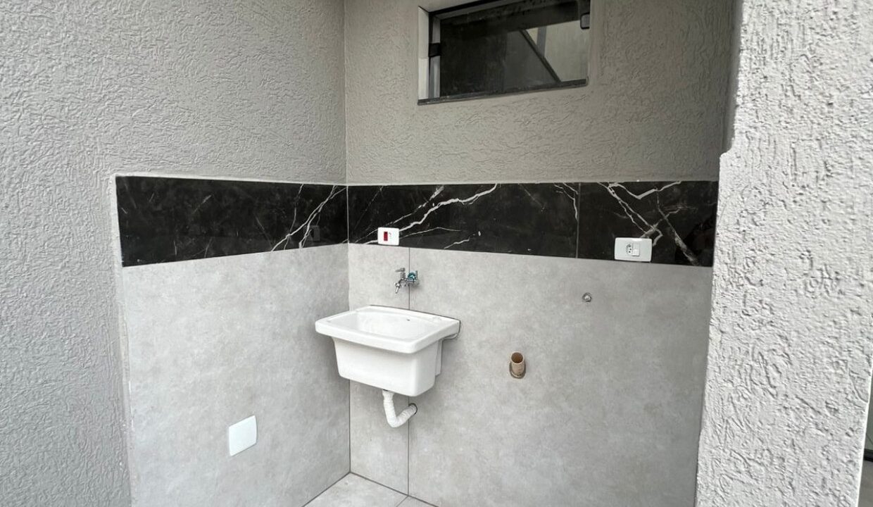 WhatsApp Image 2025-10-14 at 09.32.08 (2)