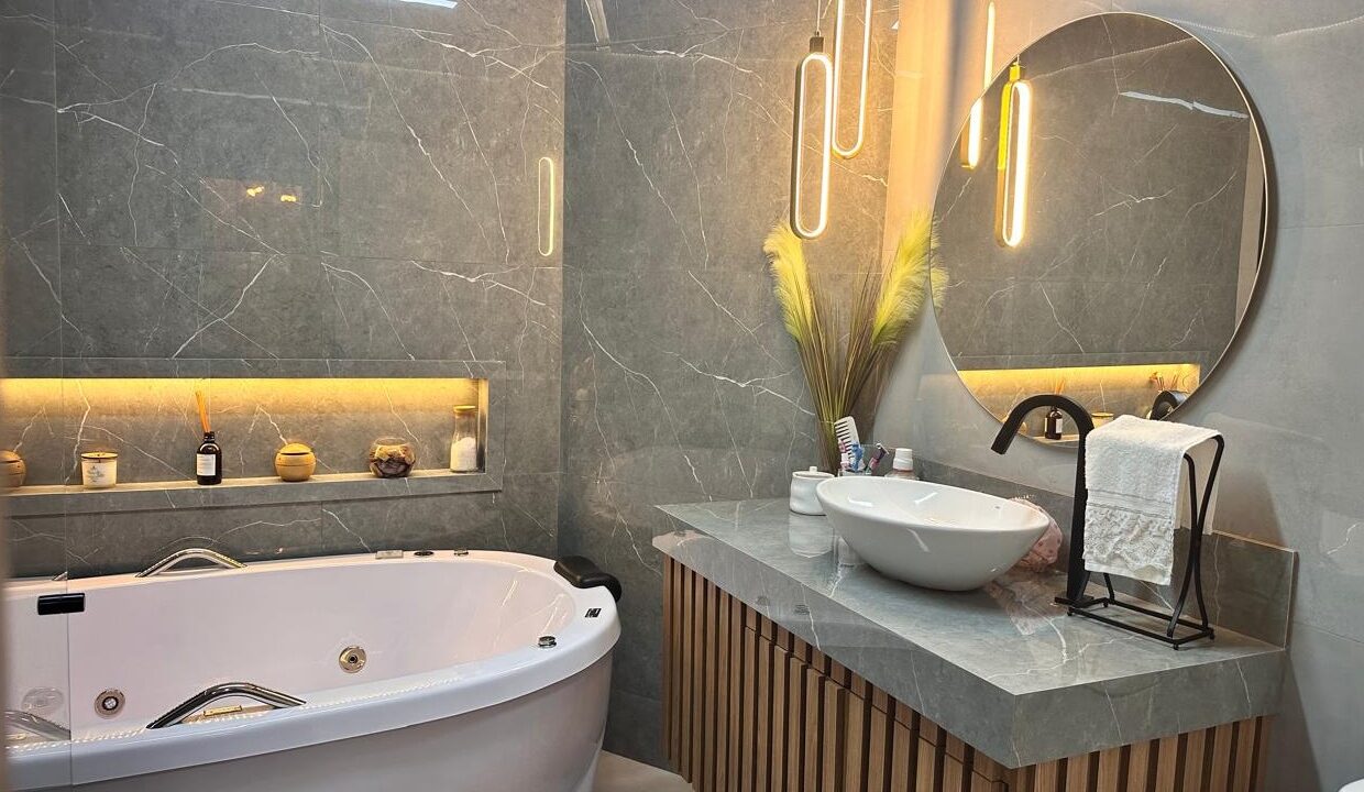 WhatsApp Image 2025-10-14 at 11.58.43 (42)