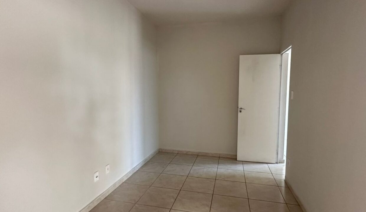 WhatsApp Image 2025-10-15 at 14.41.53 (2)