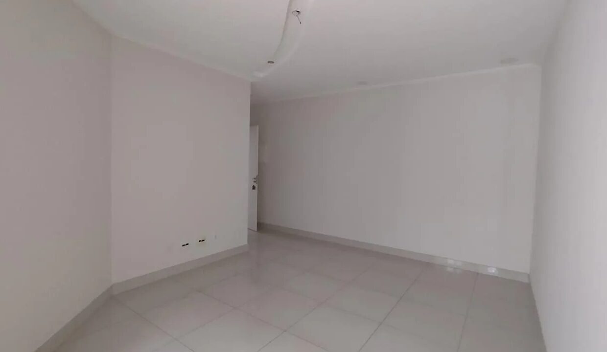 WhatsApp Image 2025-10-16 at 08.20.17 (14)