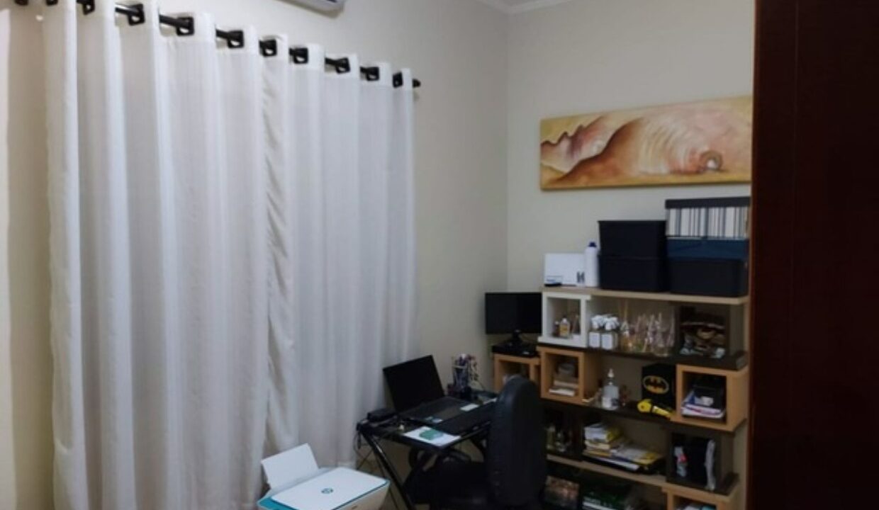 WhatsApp Image 2025-10-16 at 13.28.44