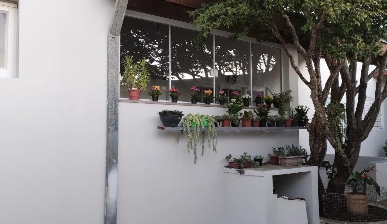 WhatsApp Image 2025-10-16 at 15.35.38 (1)