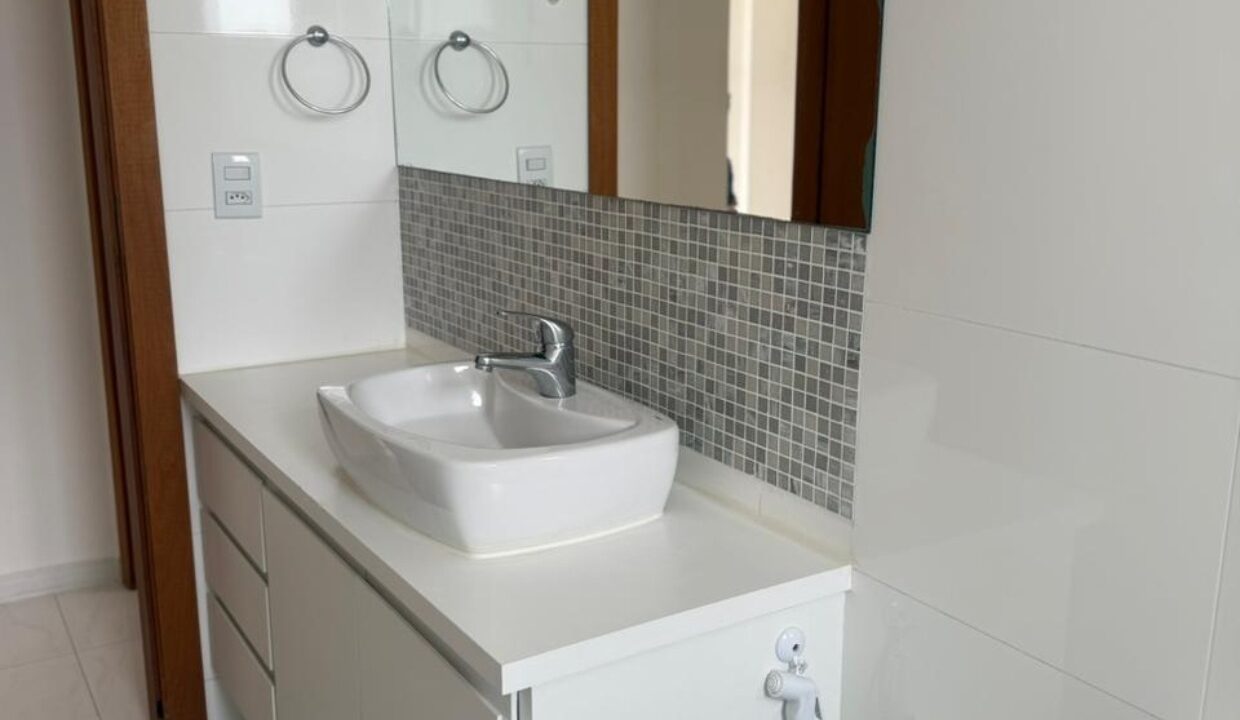 WhatsApp Image 2025-10-18 at 10.18.10