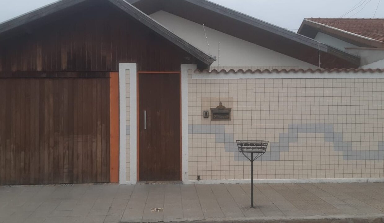 WhatsApp Image 2025-10-18 at 11.38.49 (1)