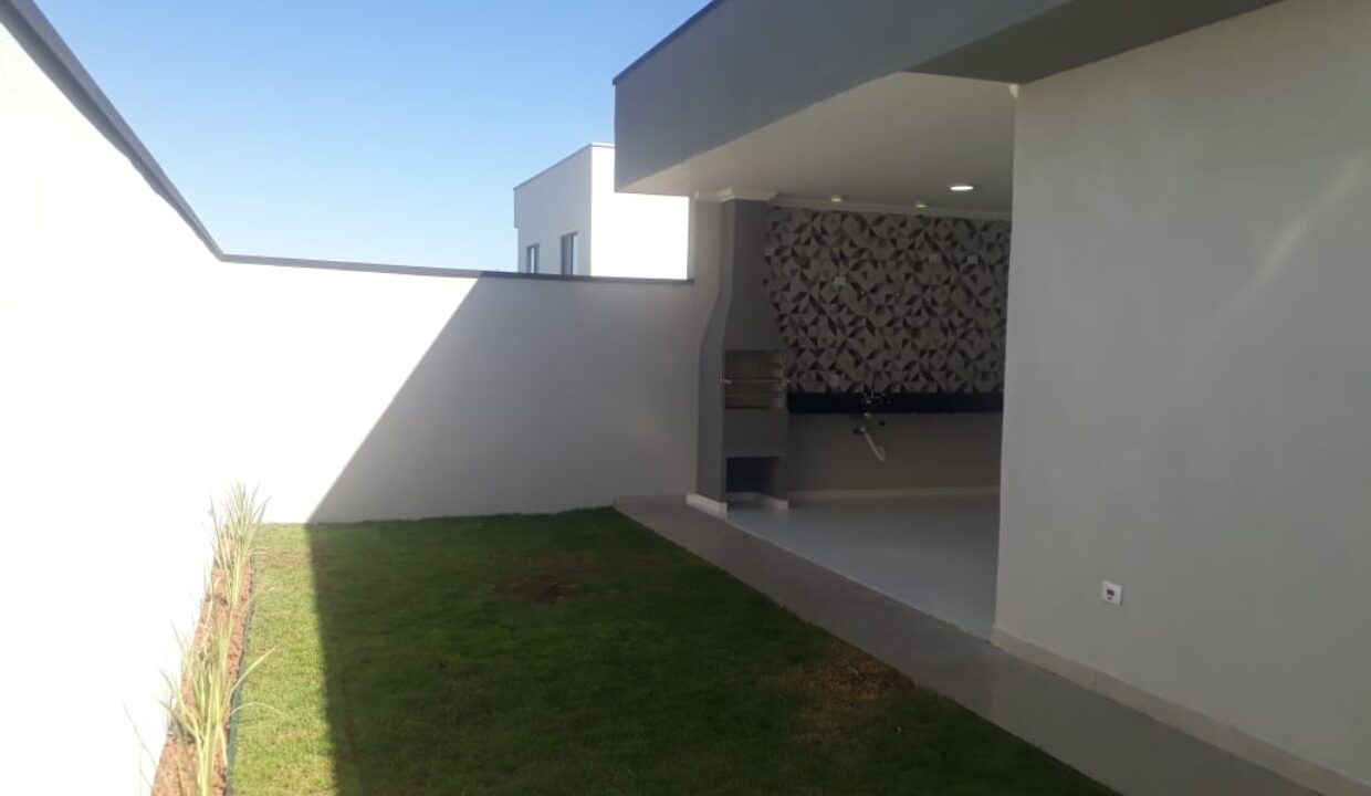 WhatsApp Image 2025-10-18 at 14.12.13 (4)